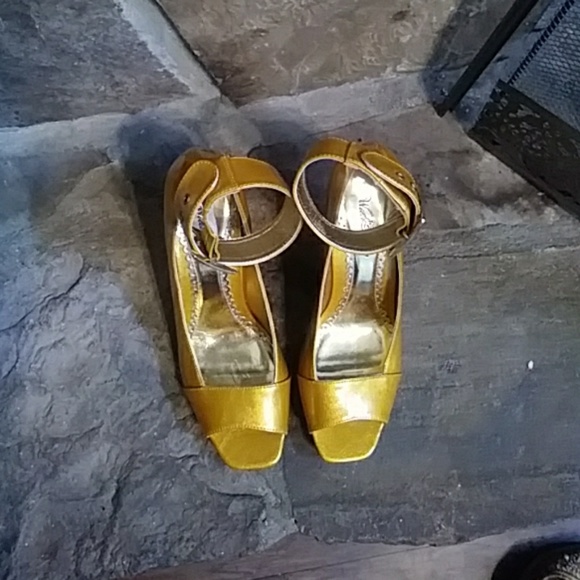 🌞WILD ROSE HEELS - Picture 2 of 3